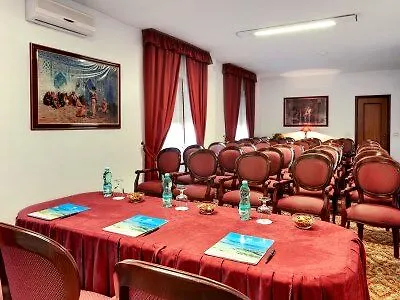 ****  אולביה Colonna Palace Hotel Mediterraneo איטליה